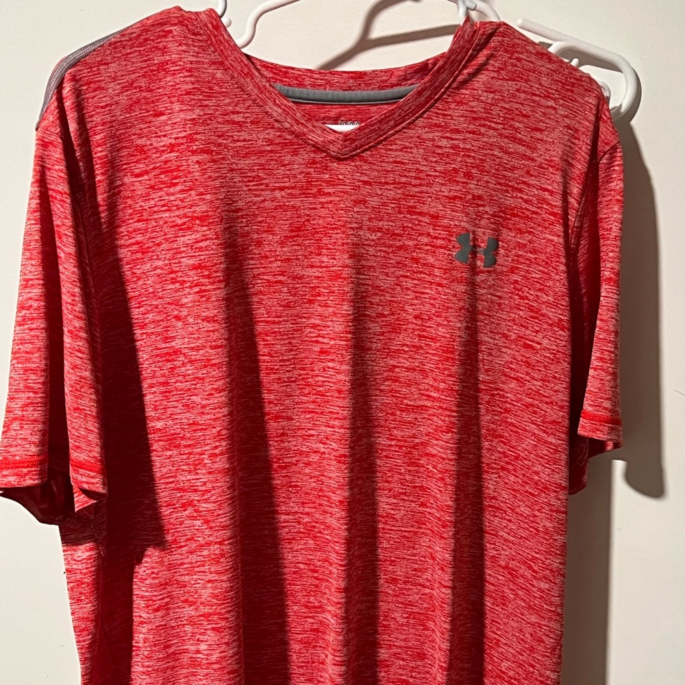 UA Men's Red Short Sleeve Tee
